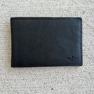 Dockers Men’s Genuine Leather Bifold Wallet | Black | ID Window
